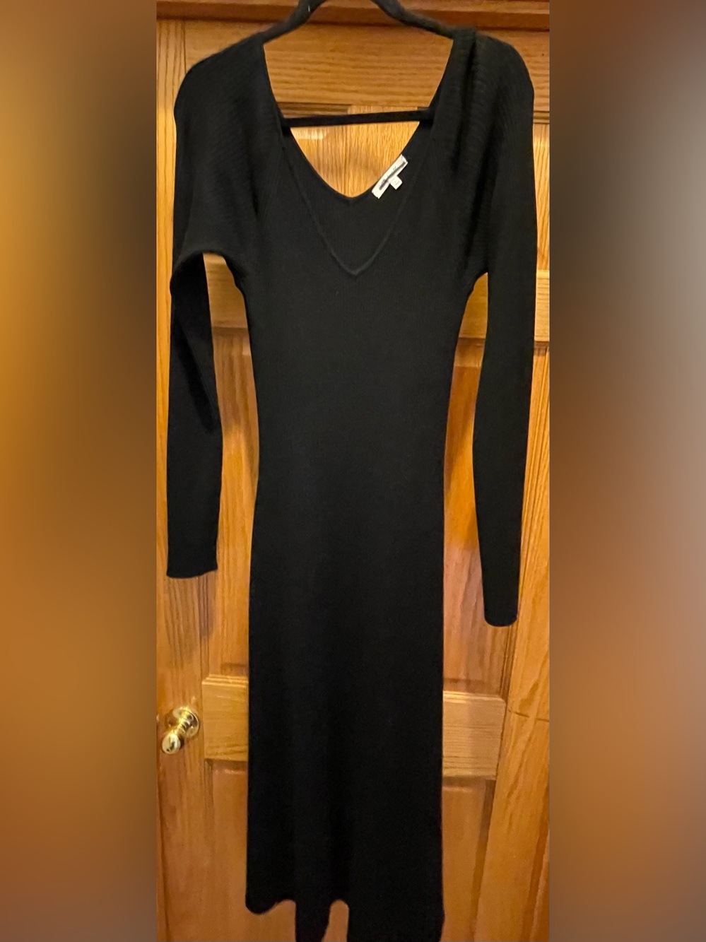 Madewell Black Ribbed V‑Neck Long-Sleeve Maxi Dress